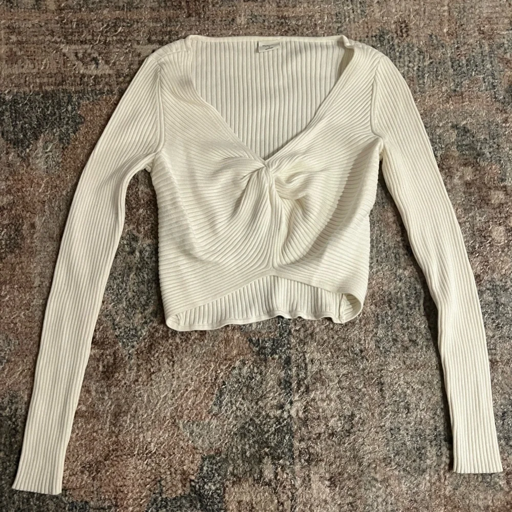 Abercrombie & Fitch Cream Ribbed Long Sleeve Top, cropped - Picture 1 of 3